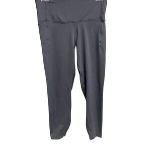 Under Armour Size Medium Gray Pocket Leggings Athletic Athleisure Running gym